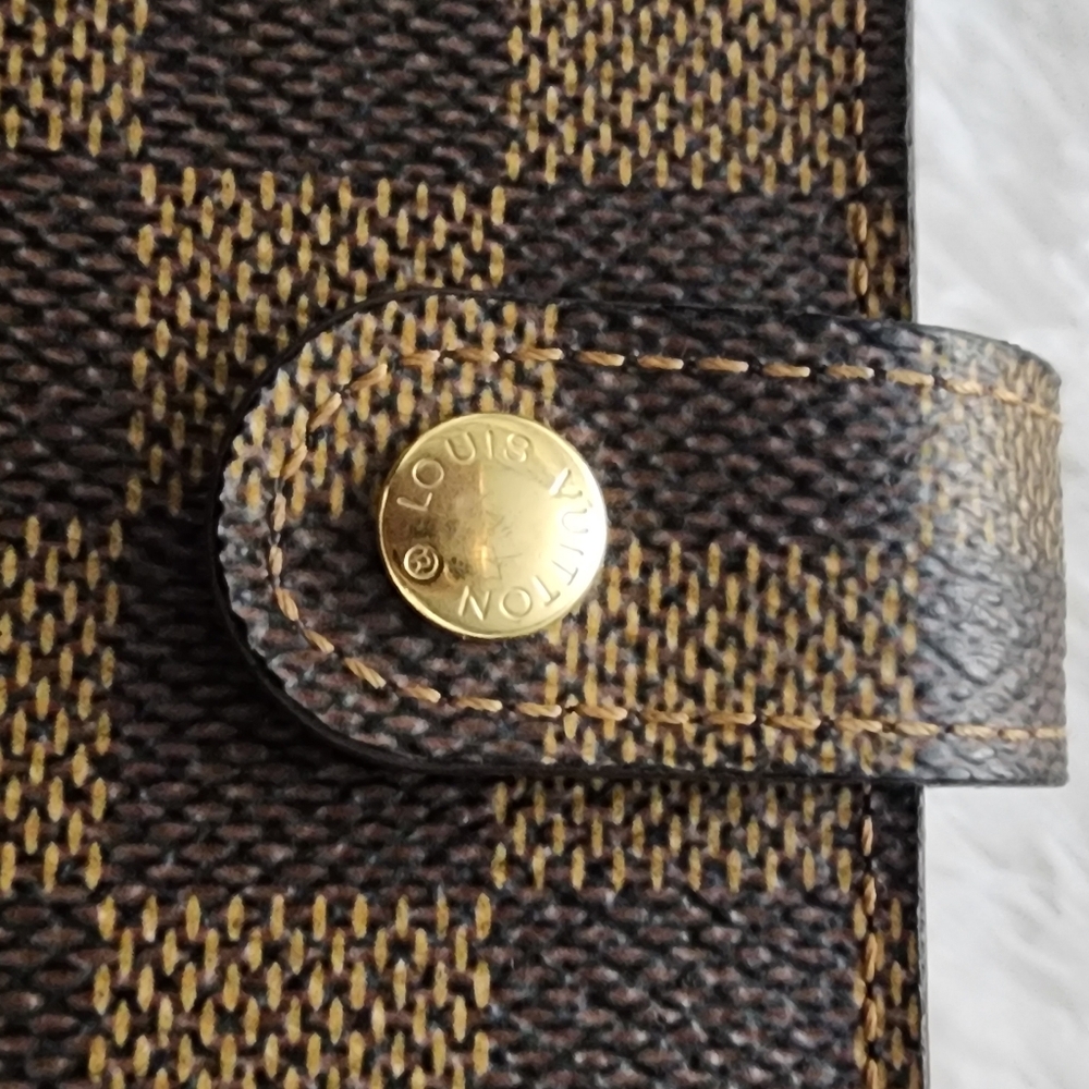 Louis Vuitton Damier Agenda Book - Picture 3 of 9
